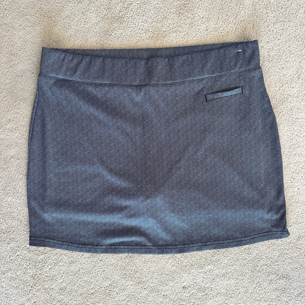 Pebble Beach Dry-Luxe performance skirt